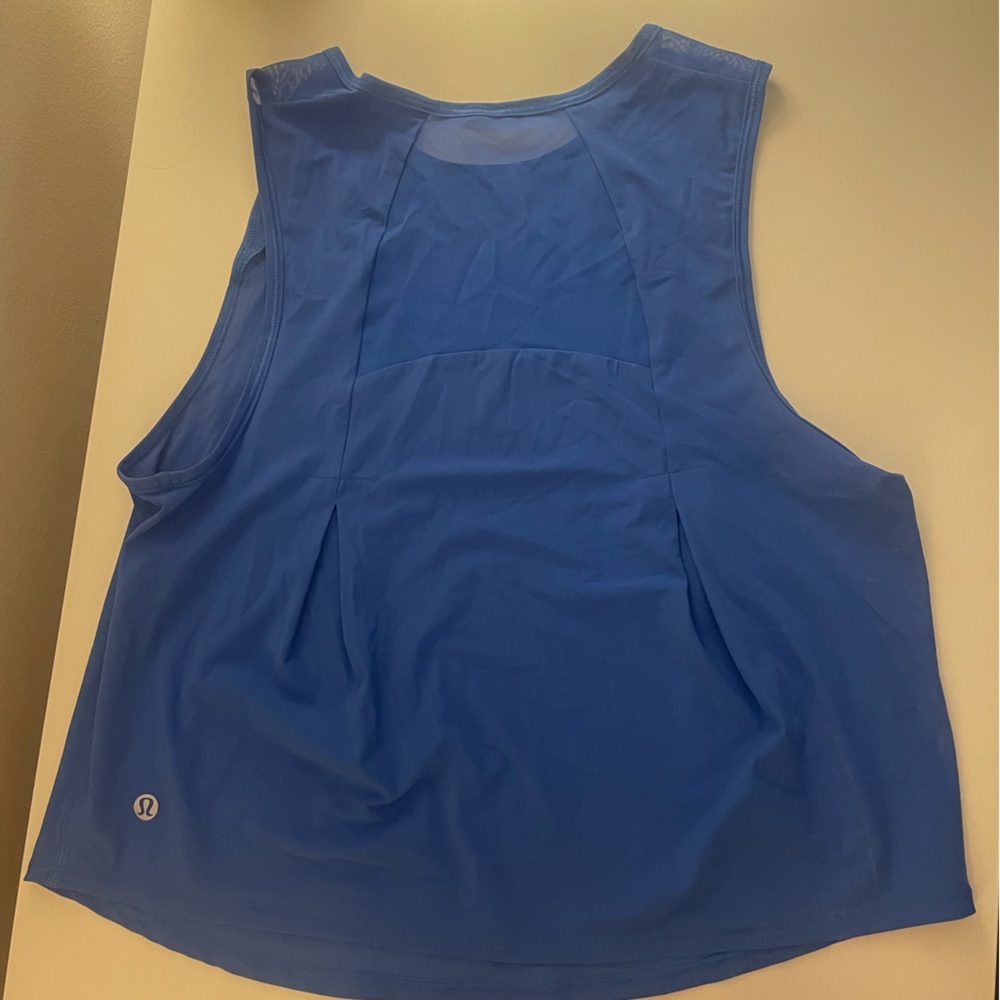 LULULEMON TANK TOP size 2